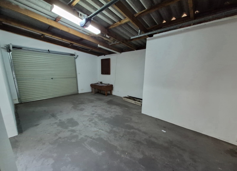 5 Bedroom Property for Sale in Bayview Western Cape